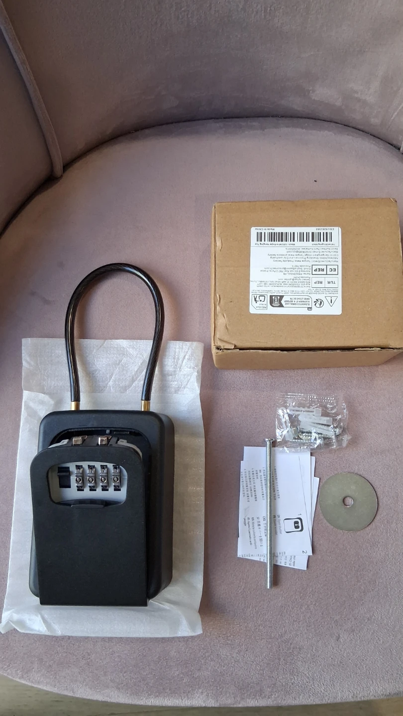 UPGRADED flexible shackle Large size KeyBox Lock