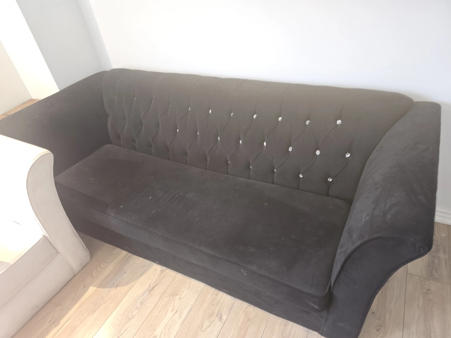 Cream & BlackTufted  Sofa 2 -3 Seater & 1- 2 Seater
