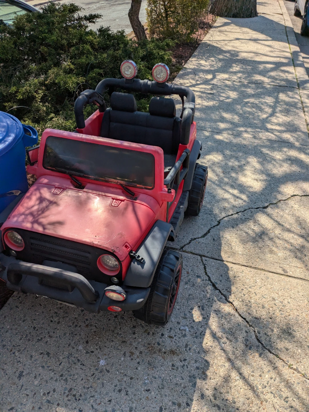Power Wheels || Jeep || Red - photo 2