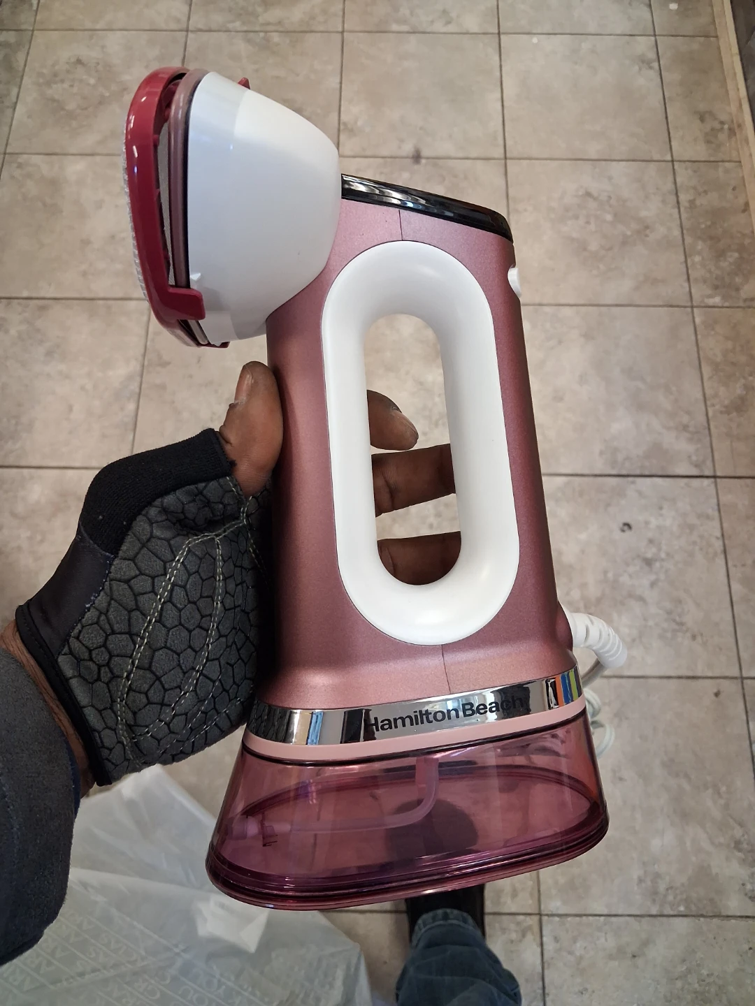 Hamilton Beach Handheld Clothes Steamer - photo 3