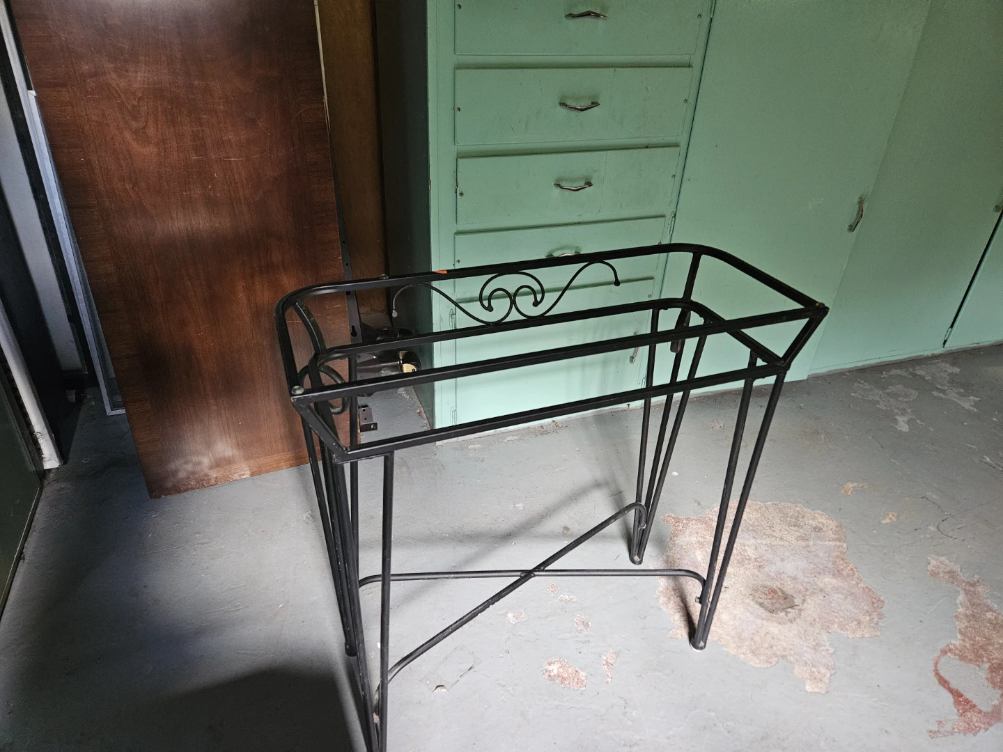 Black Metal Plant Stand - photo 3