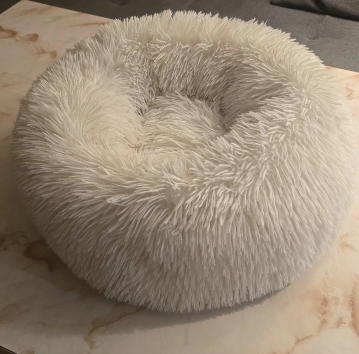White Fluffy Pet Bed