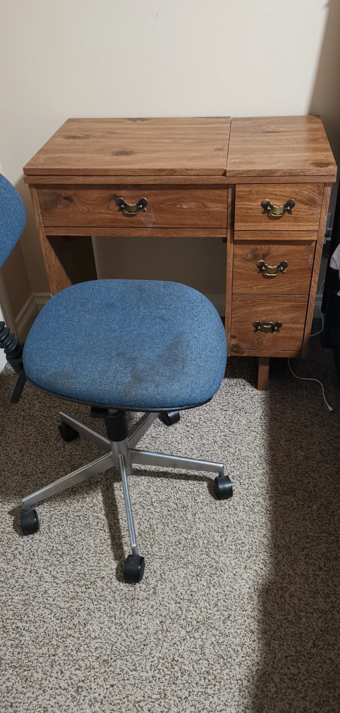 swing machines Table with chair only $ 20.