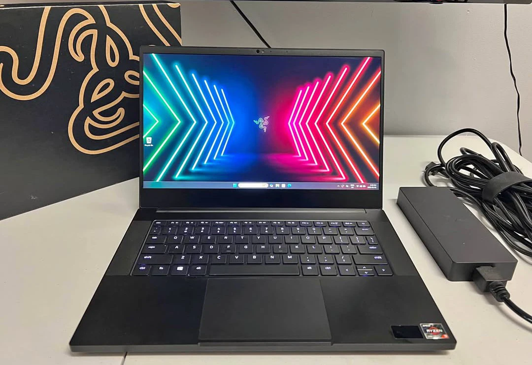2021 Razer Blade 14 Ryzen 9 RTX 3070 Gaming Laptop