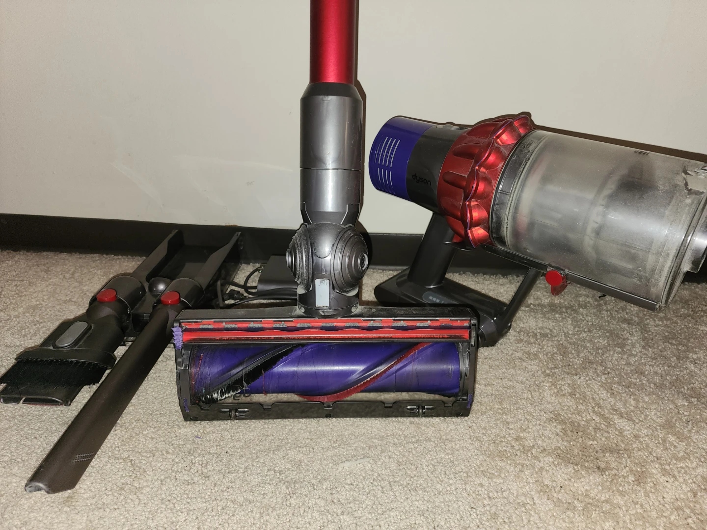 Dyson Cyclone V10 Motorhead Cordless Vacuum - photo 2