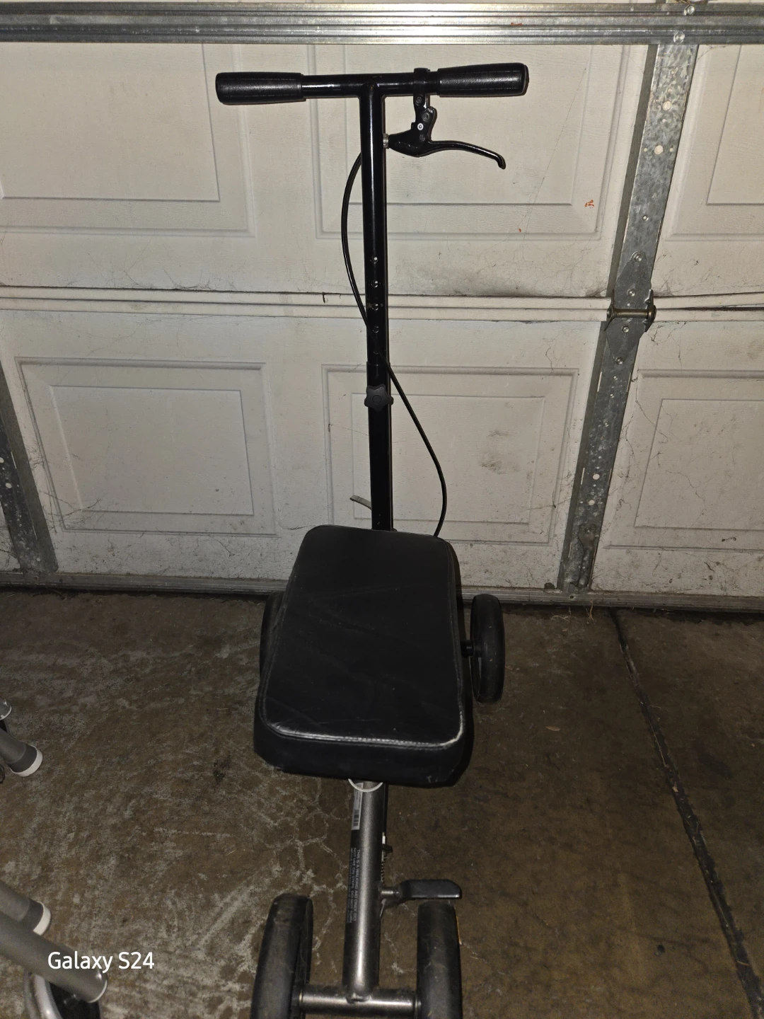 Knee Scooter Walker