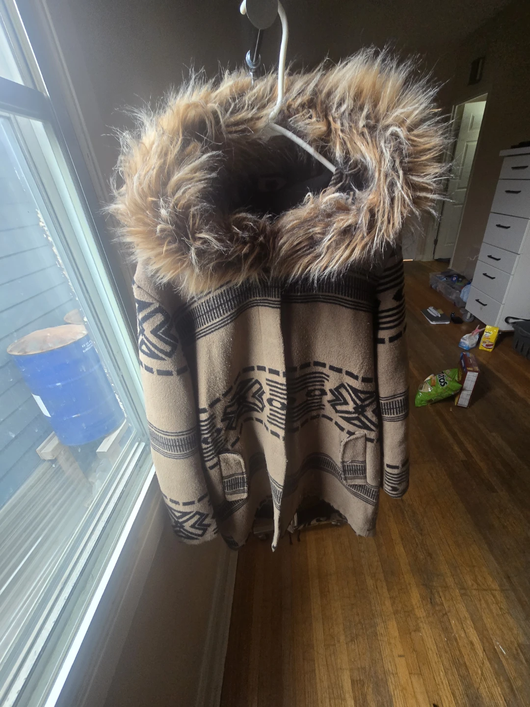Men's Patterned Parka with Faux Fur Hood