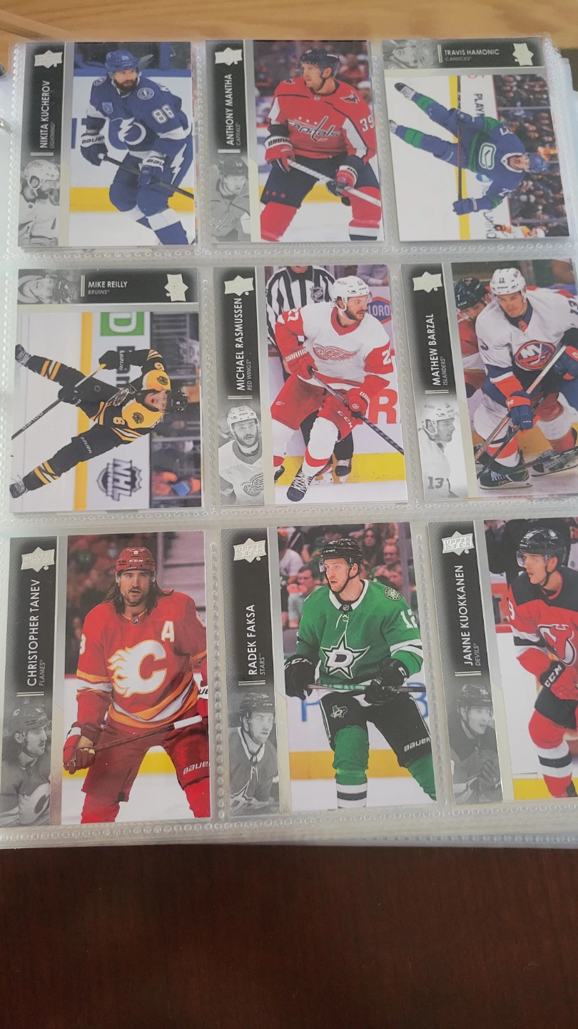 Assorted Topps & Upper Deck Hockey and Baseball Cards - photo 2