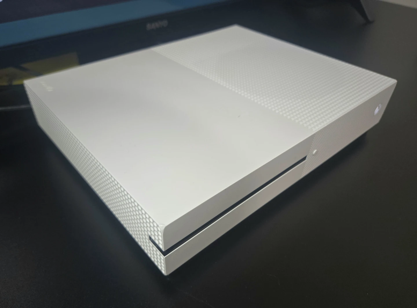 Xbox One S Console + Controller + The Witcher 3 / Clean & Tested - photo 3