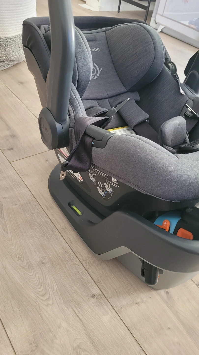 UPPABABY MESA MAX INFANT CAR SEAT JAKE - photo 4