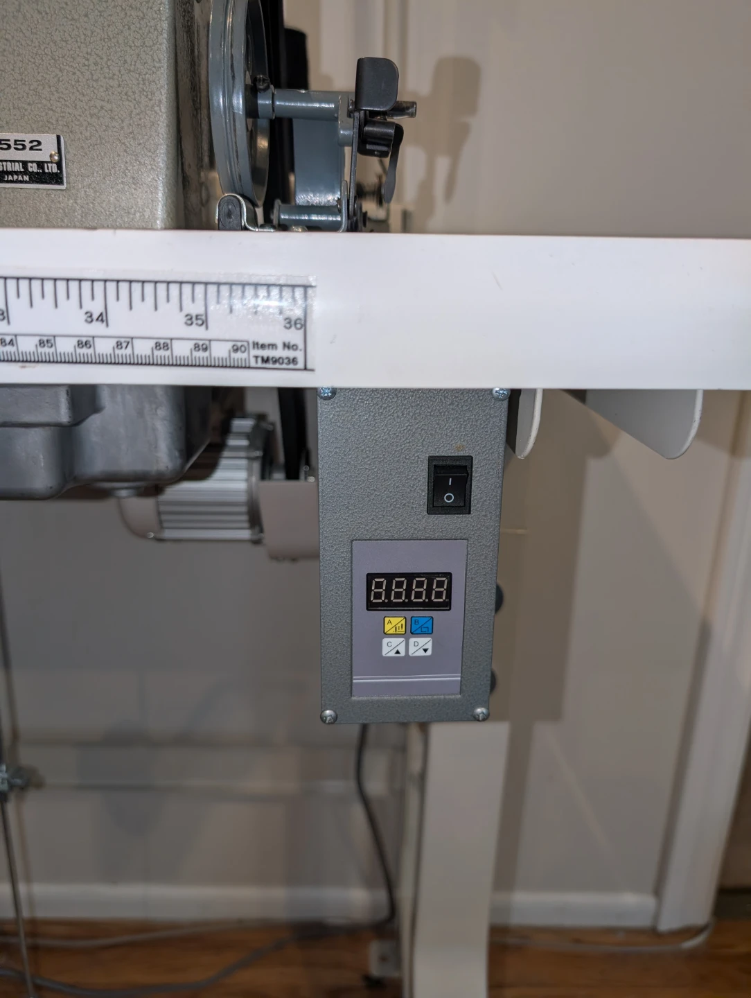 JUKI DDL-552 Industrial Sewing Machine - photo 5