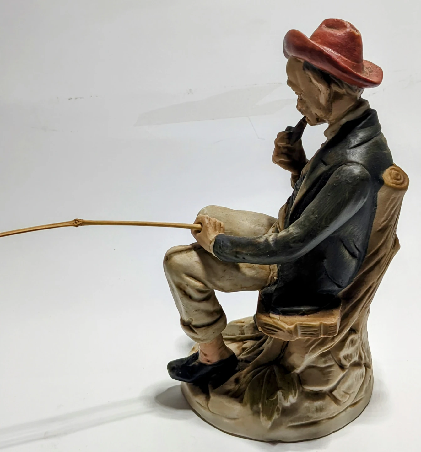 Vintage Man Smoking Pipe Figurine - photo 2