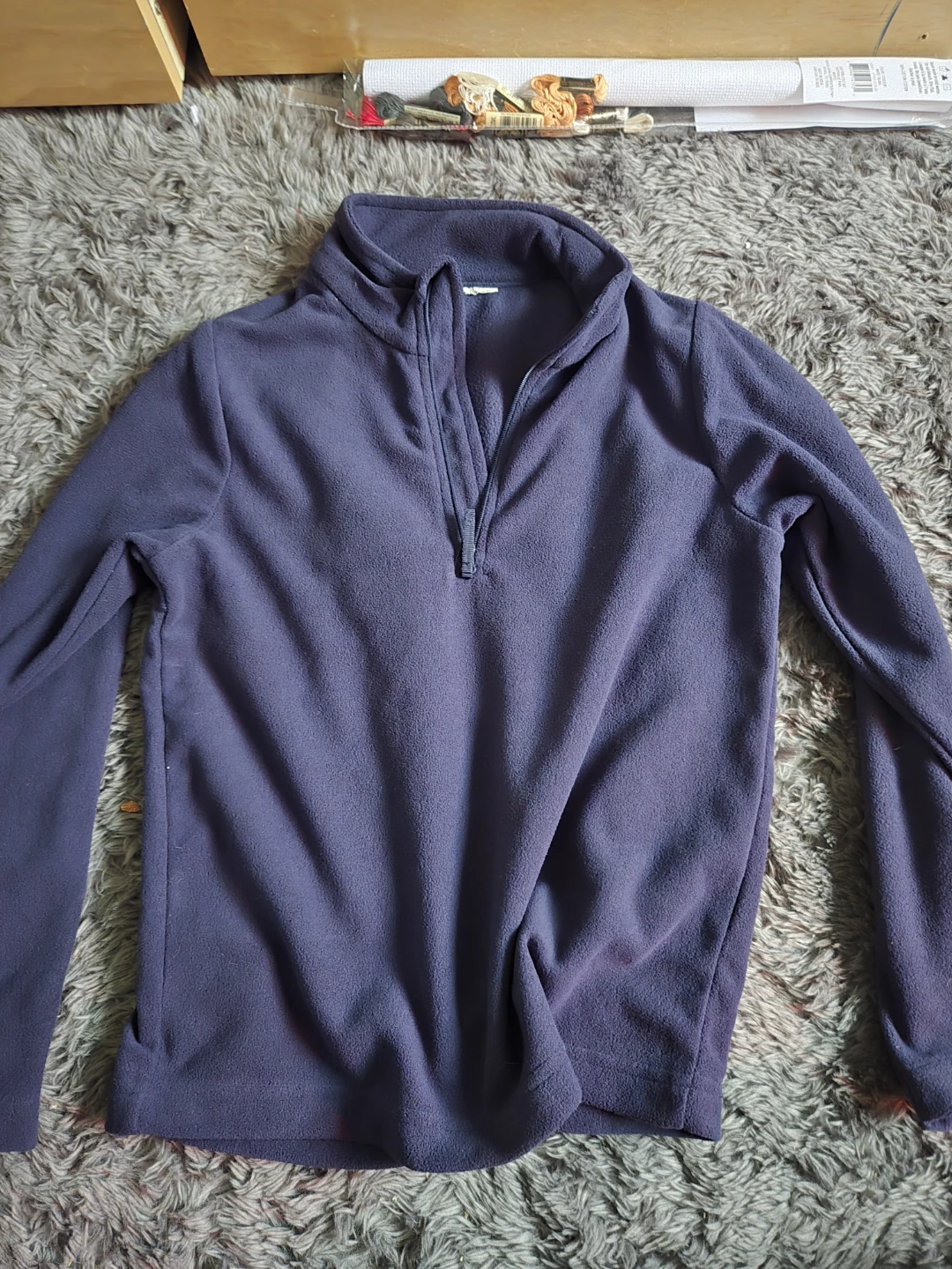 Bundle of 5 boys hoodies and a fleece zip-up - photo 5