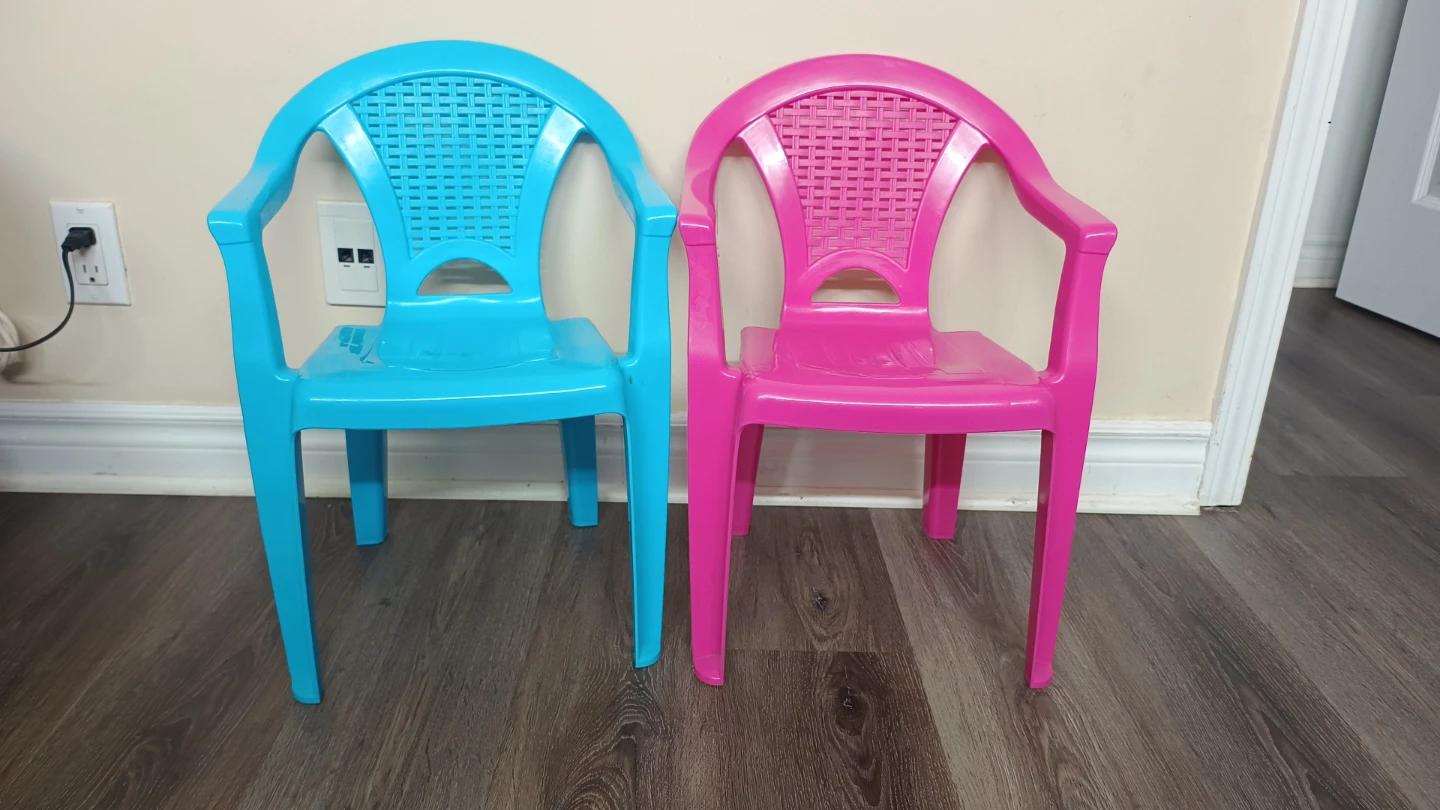 Set of 2 Kids Plastic Chairs - Blue and Pink