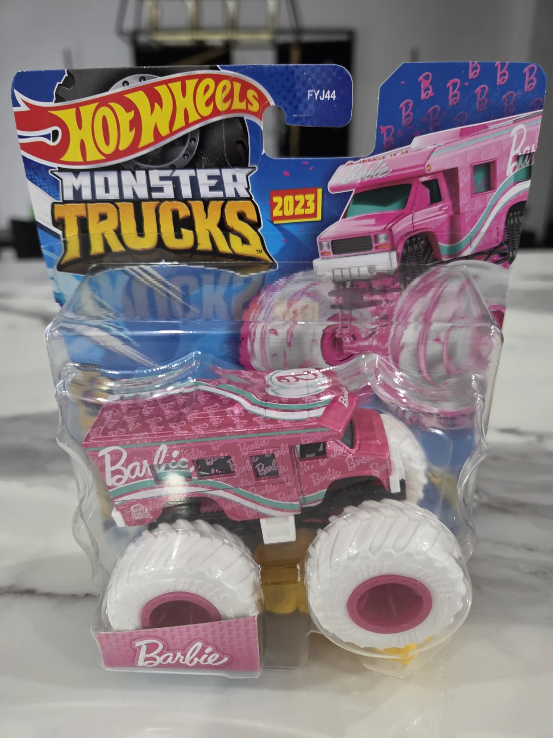 Hot Wheels Monster Trucks Barbie RV