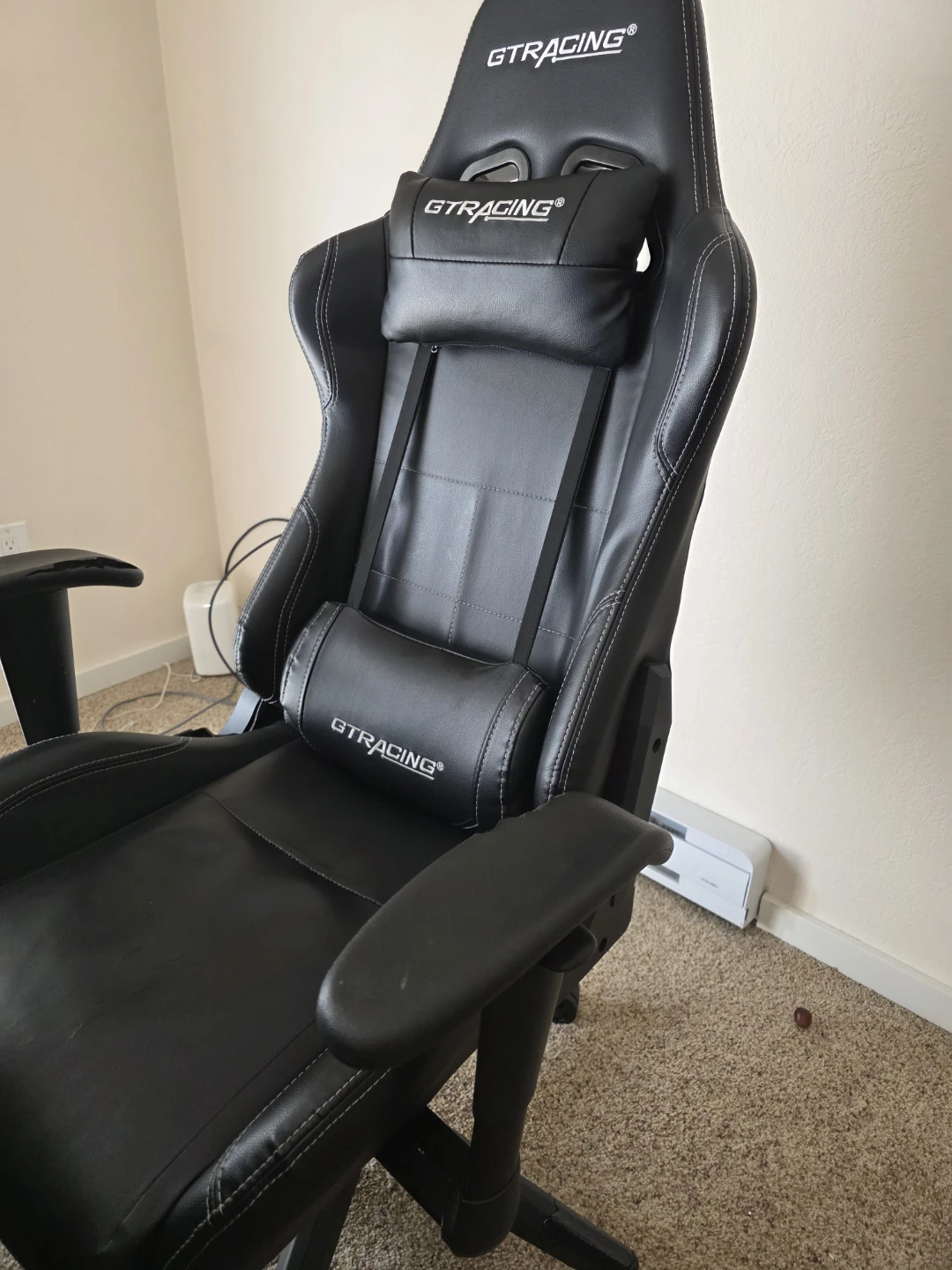 Wooden Desk & Gaming Chair - photo 2