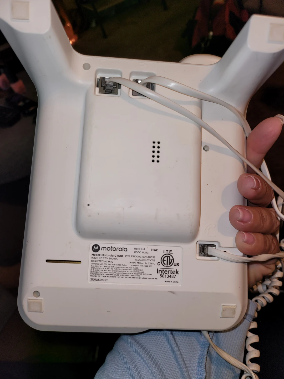 Motorola CT610 Corded Landline Phone - photo 4