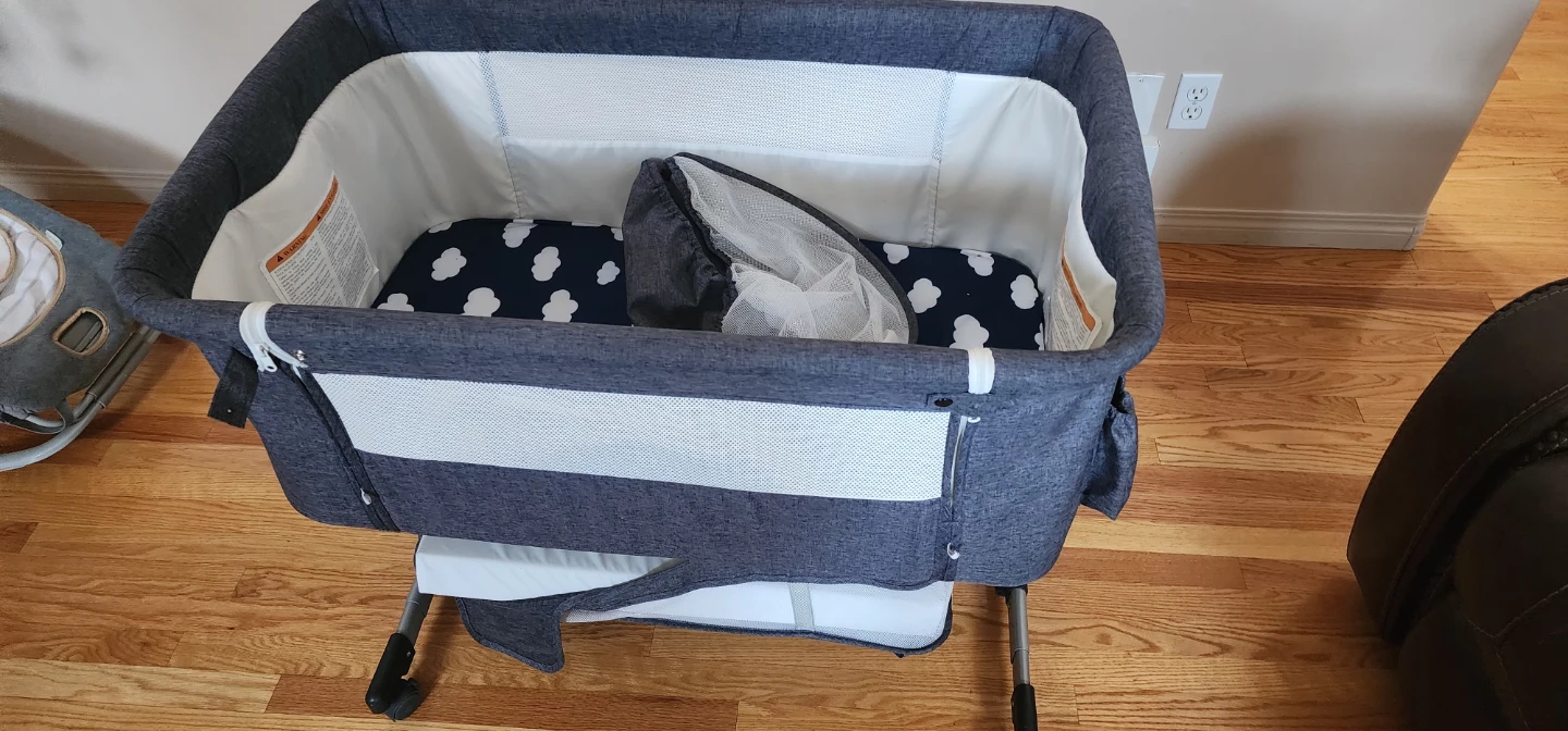 Grey Baby Bassinet with Cloud Print Sheet - photo 4