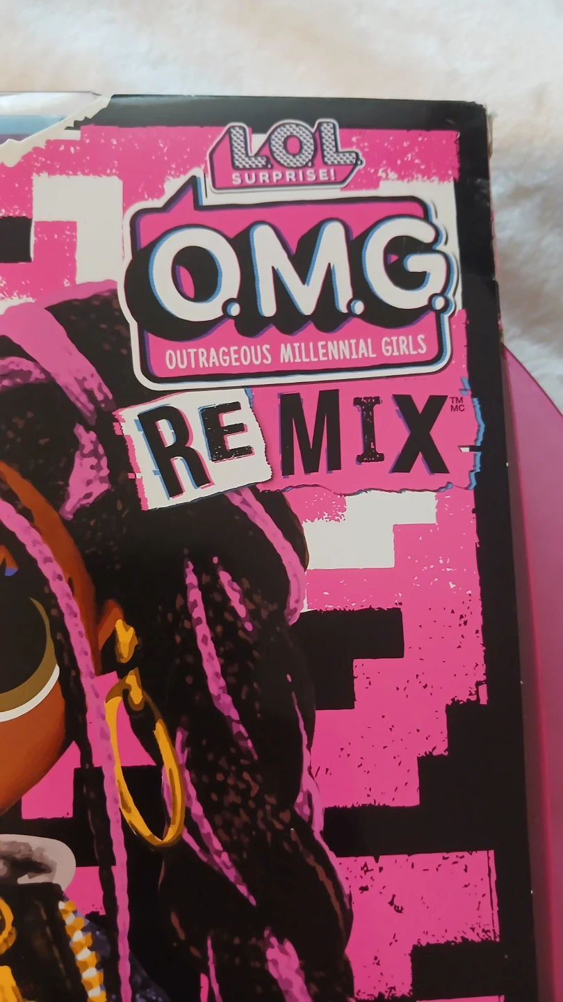 L.O.L. Surprise! OMG Remix Honeylicious Fashion Doll