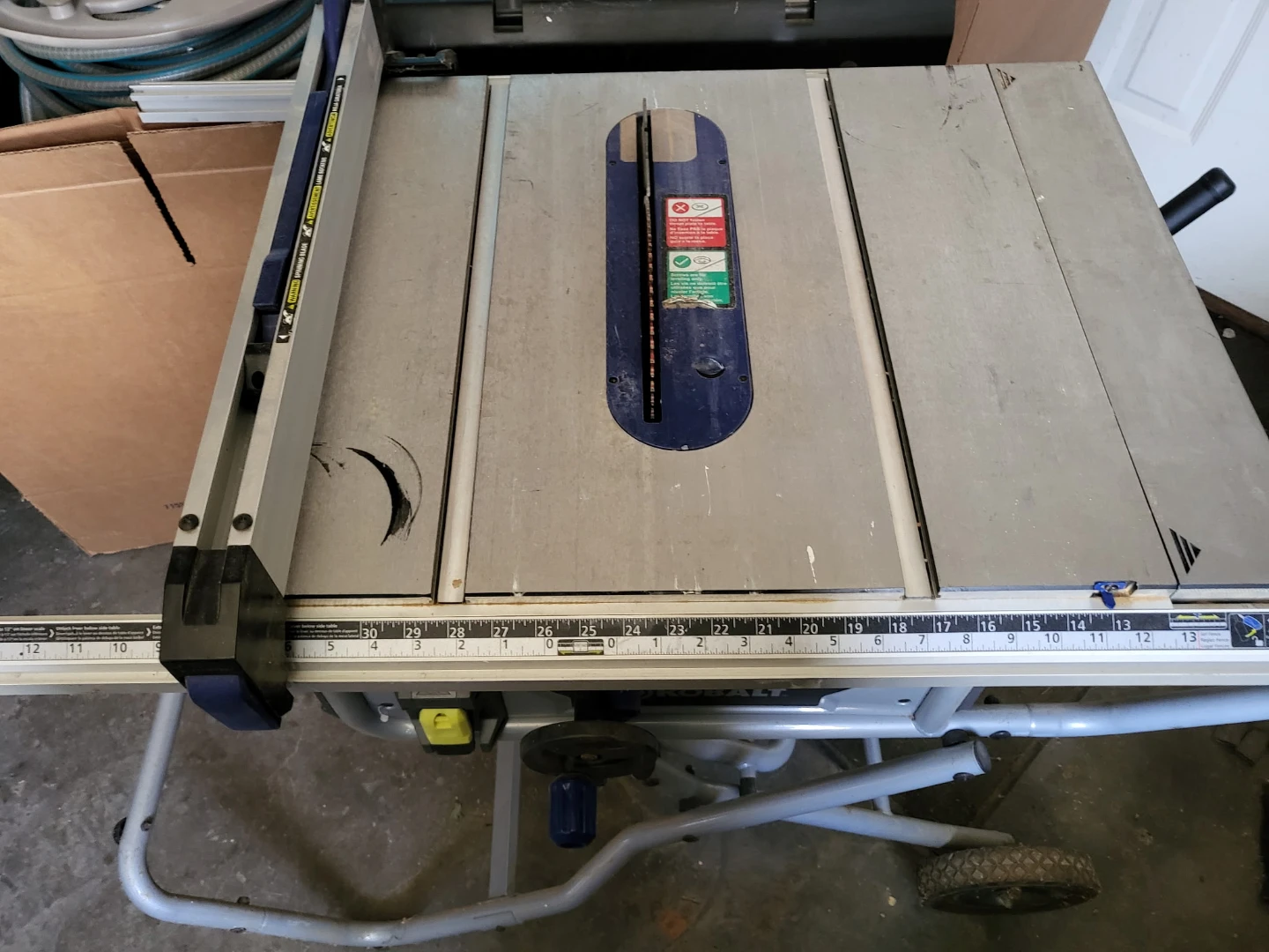 Kobalt 10-inch Table Saw - photo 3