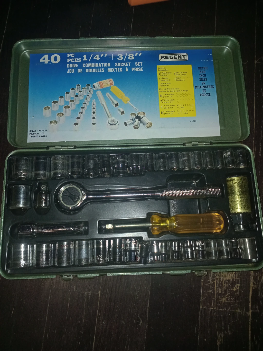 Regent 40-Piece 1/4" & 3/8" Drive Combination Socket Set