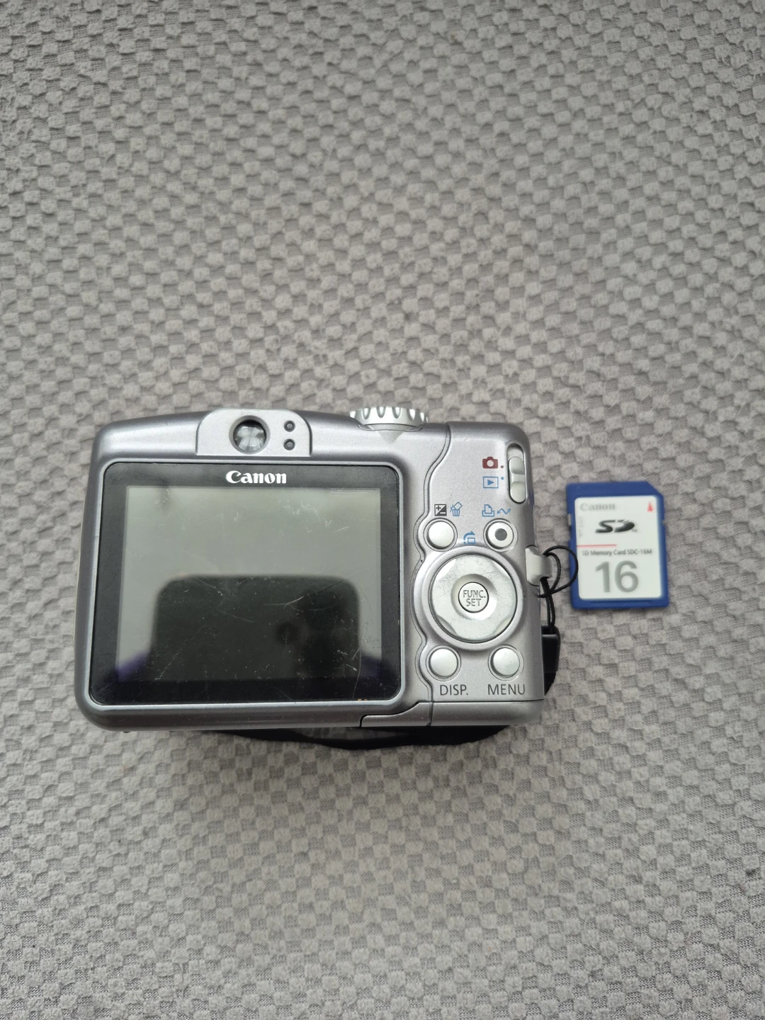 (NEEDS REPAIR) Canon PowerShot A710 IS with 16 MB SD Card - photo 2