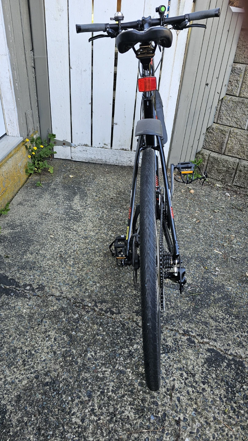 GT Vantara Hybrid Bike