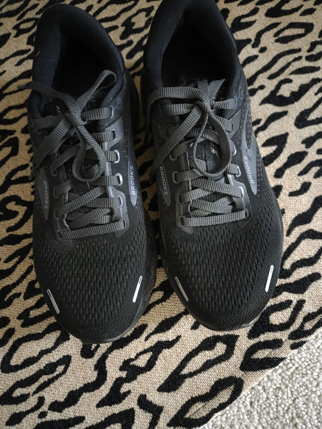 Great Sneaks!!