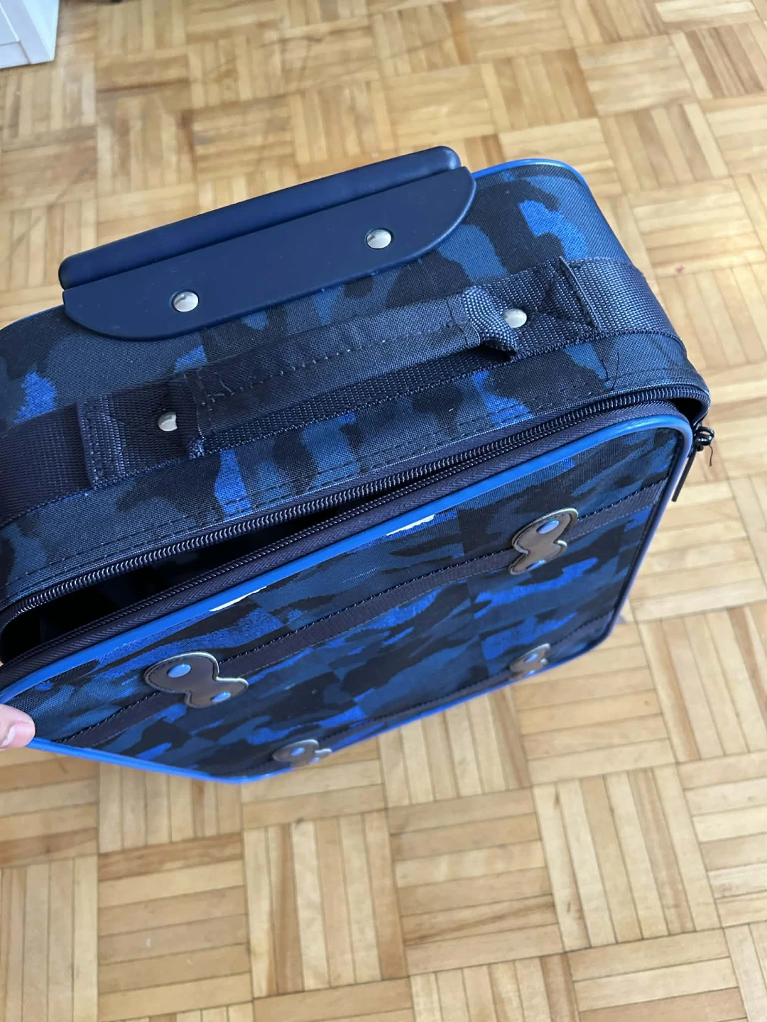Blue Camo Rolling Suitcase - photo 2