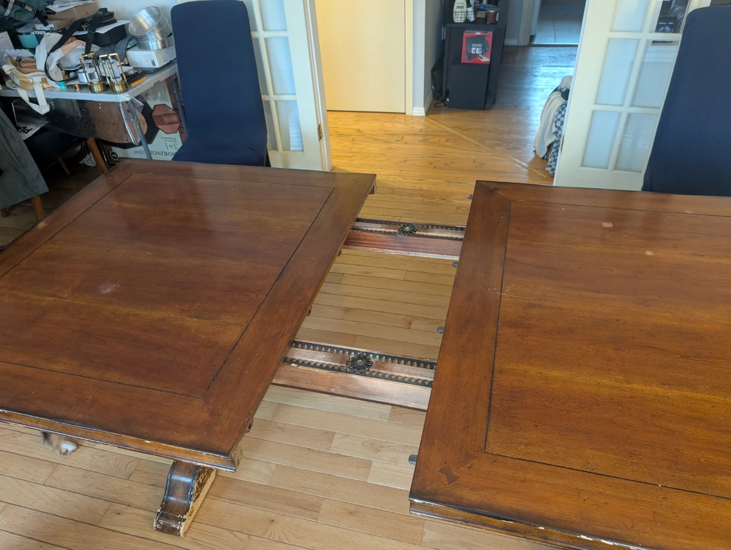 Wooden Dining Table with Extendable Leaf - photo 5