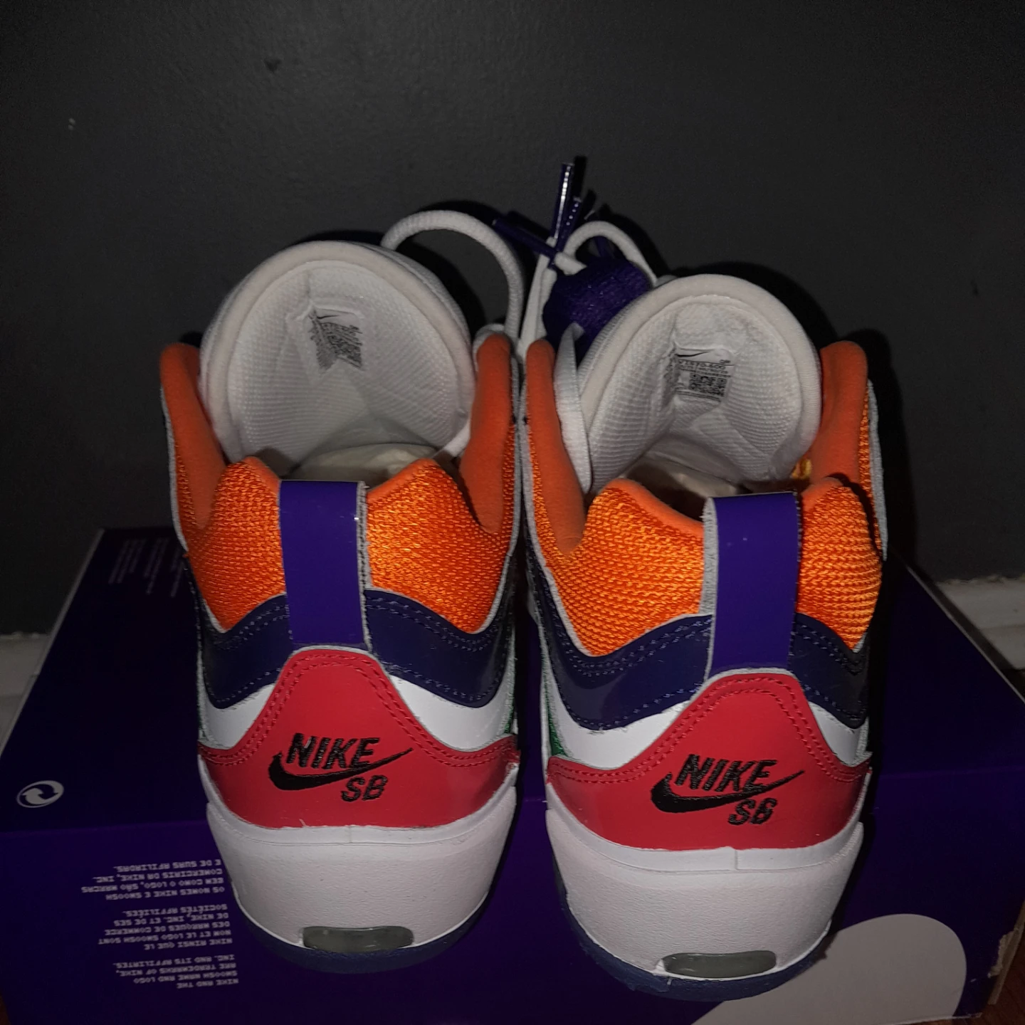Nike SB Dunk Low Supreme "City of Stars" - photo 3