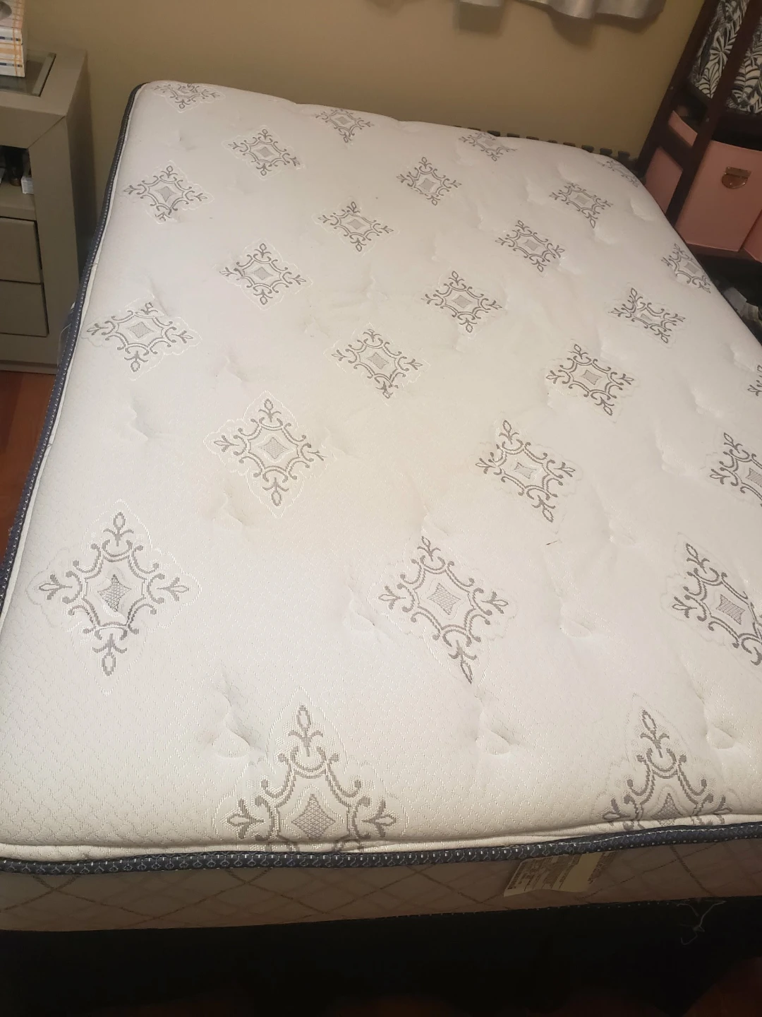 Serta Mattress - Full Size - photo 5