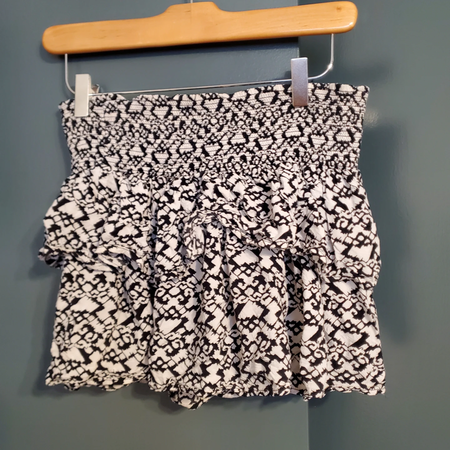 Aeropostale Smocked Ruffle Skirt 🌱 - photo 4