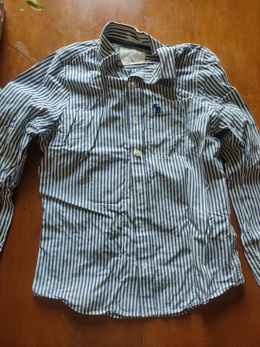 Abercrombie & Fitch Striped Shirt - Size medium and small - photo 4
