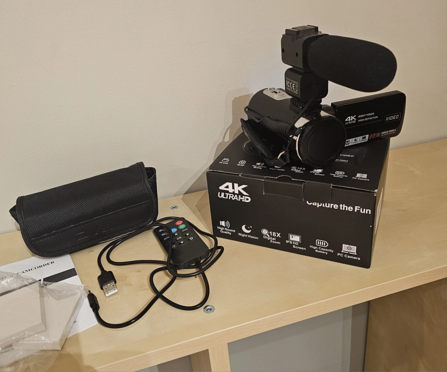 4K Camcorder with Microphone and 64GB SD Card - photo 3