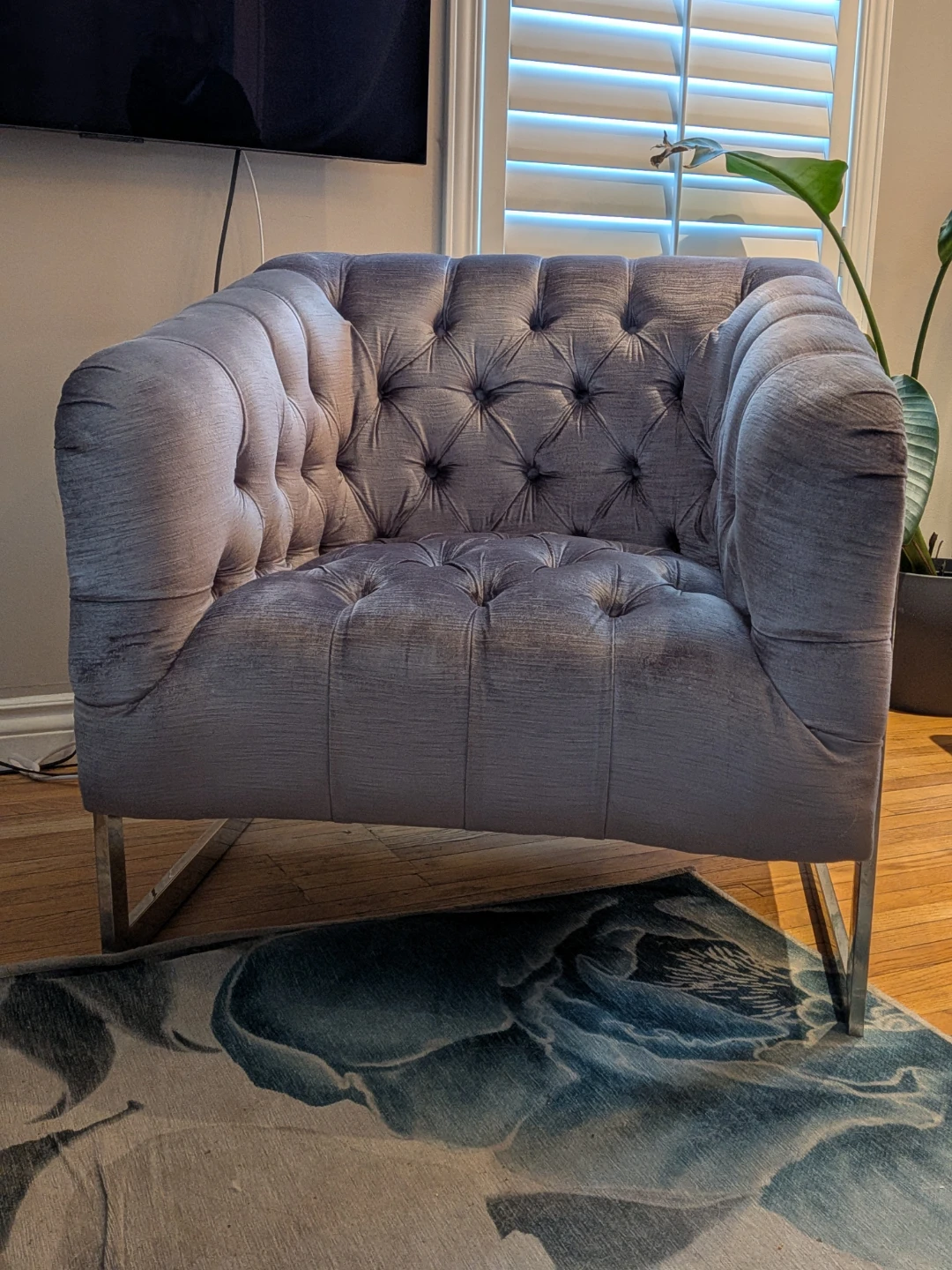 Velvet Tufted Accent Chair
