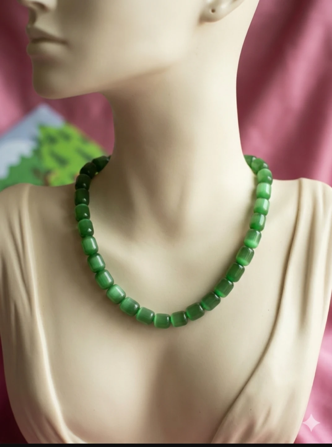 Brand new Green Bead Necklace with Gold Clasp