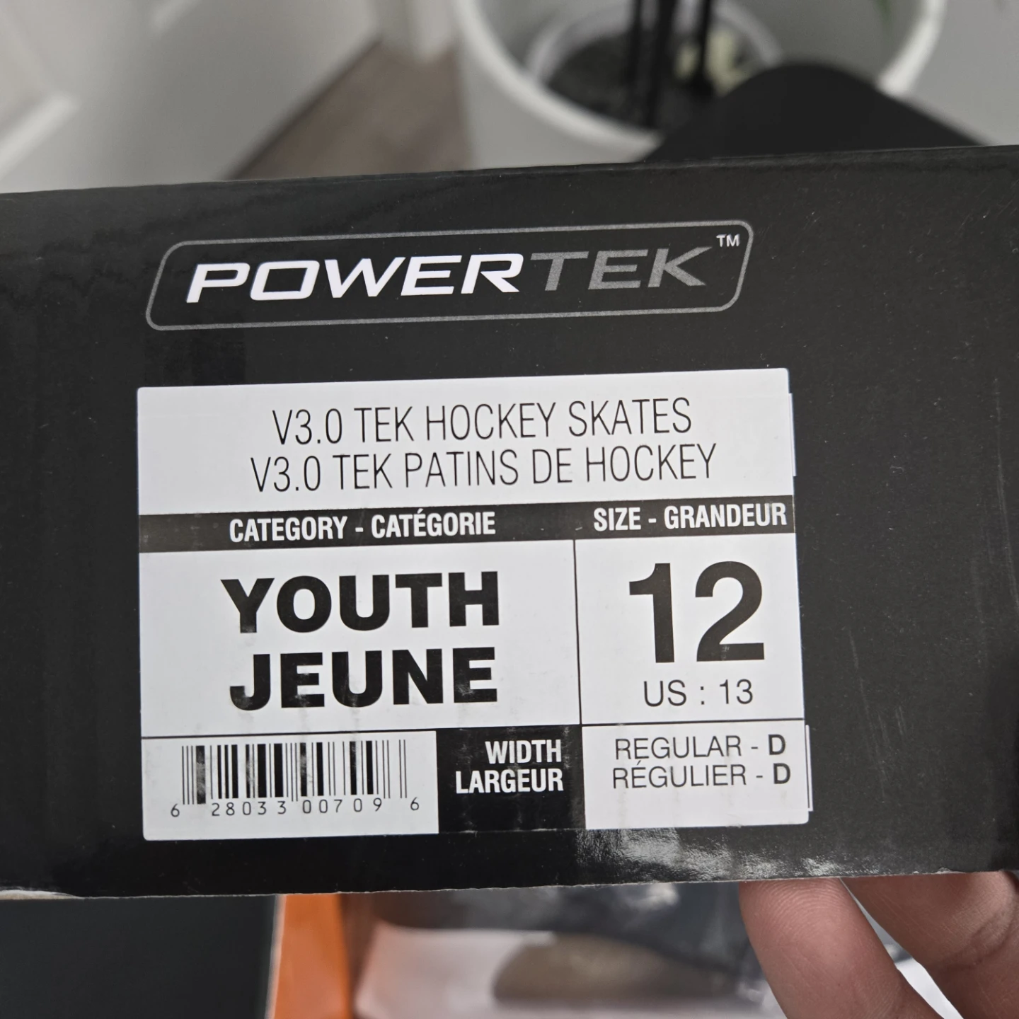 Youth 12 adjustable kids hockey skates - photo 4