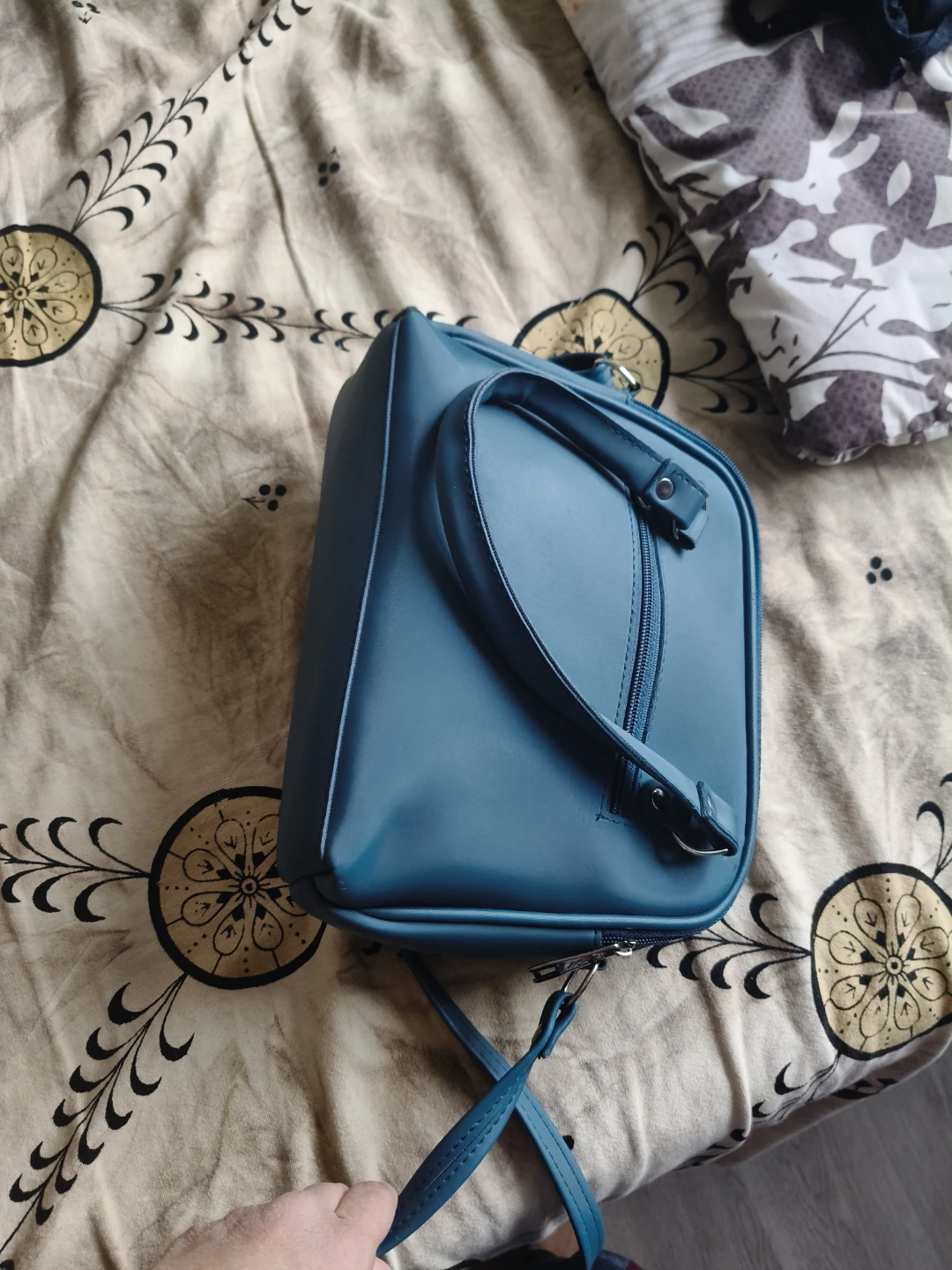 H. Hunar Blue Embroidered Handbag - photo 3