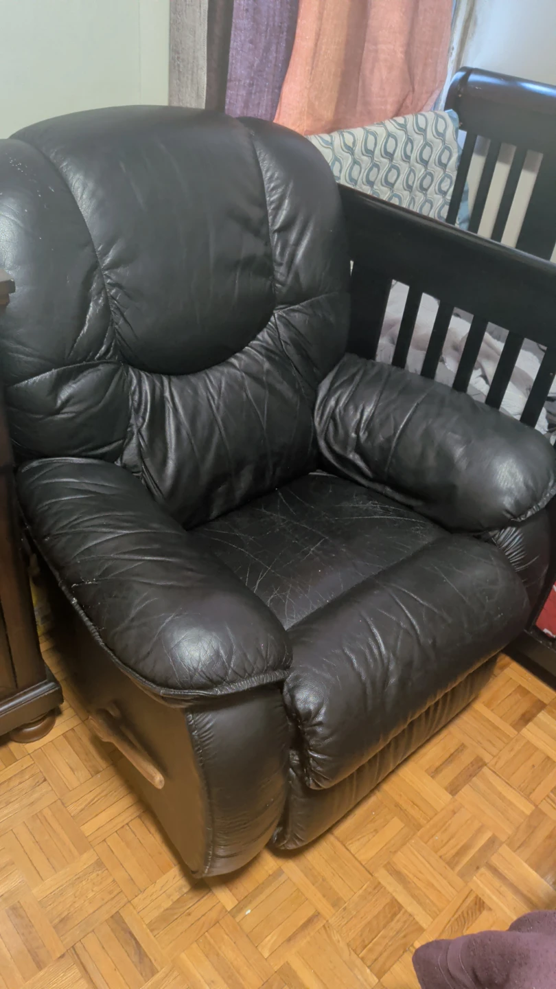 Moving sale