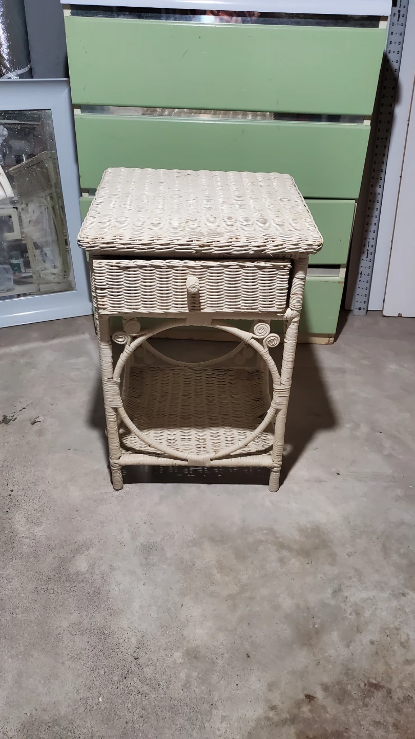Wicker Nightstand Side Table with Drawer