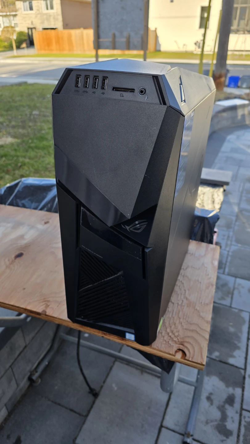 ASUS ROG GL12CP Gaming Desktop PC - Intel Core i7