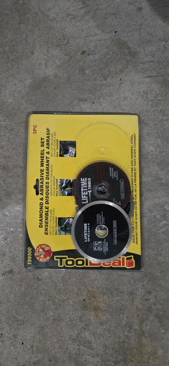 Blades grinder