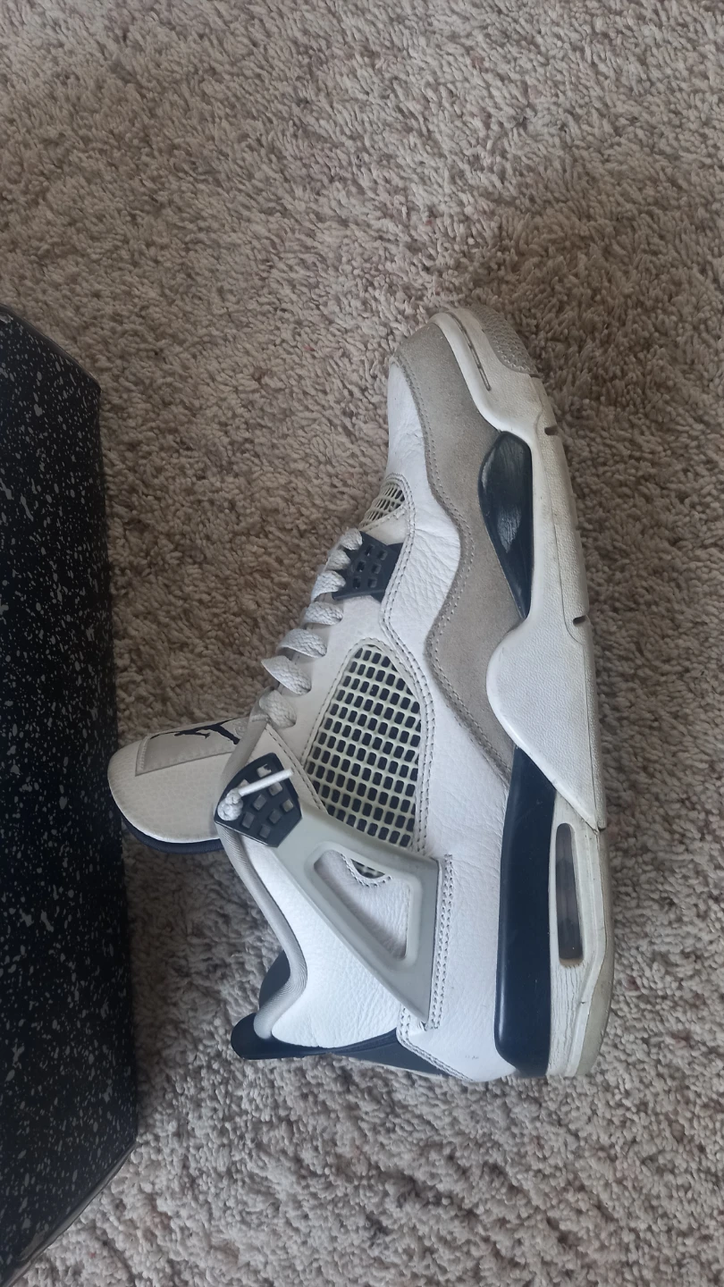 Black Air Jordan 4s (Size 10)  $100 - photo 4