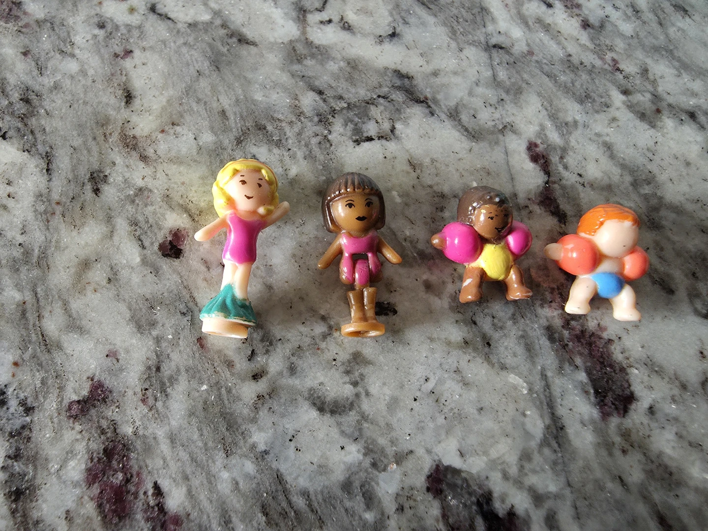 1995 Polly Pocket -  Splash n' Slide Water Park - photo 2