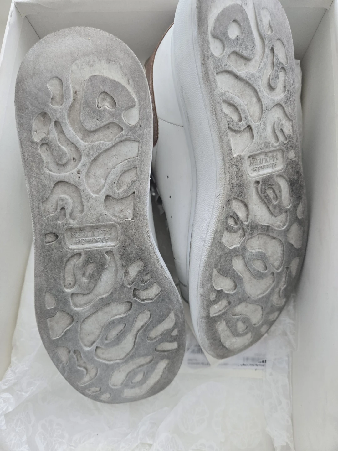 Alexander McQueen White Leather Sneakers women size 9 - photo 4