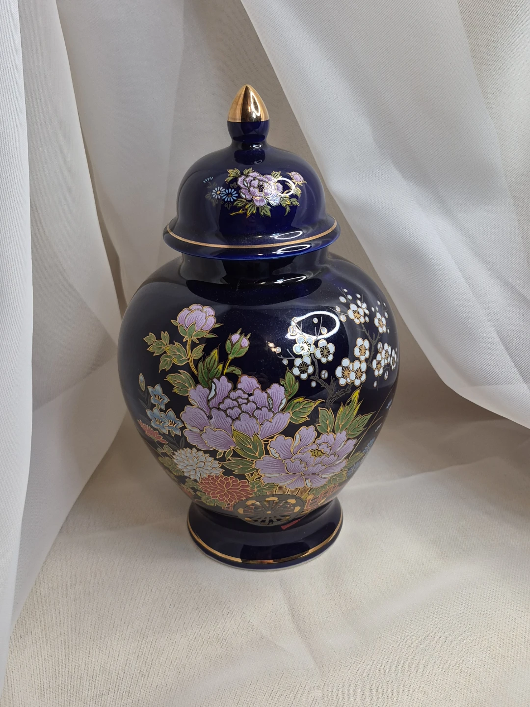 Vintage Japanese Kutani Enameled Floral Cobalt Blue Ginger Jar - photo 2