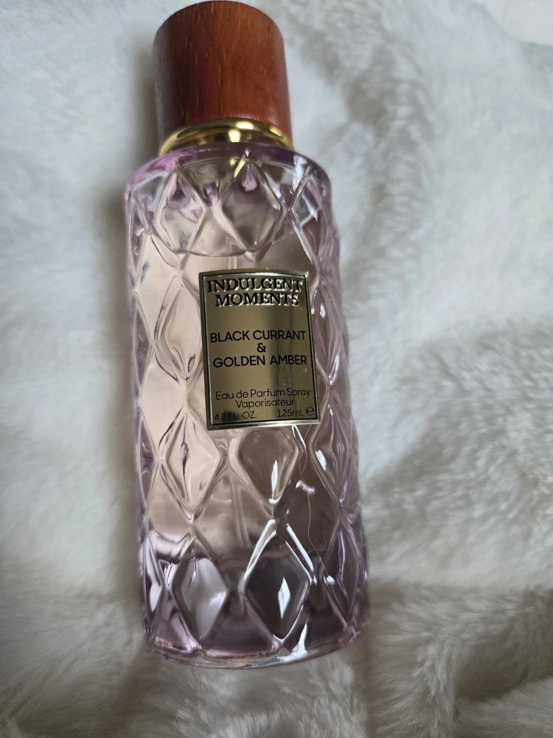 Indulgent Moments Black Currant & Golden Amber