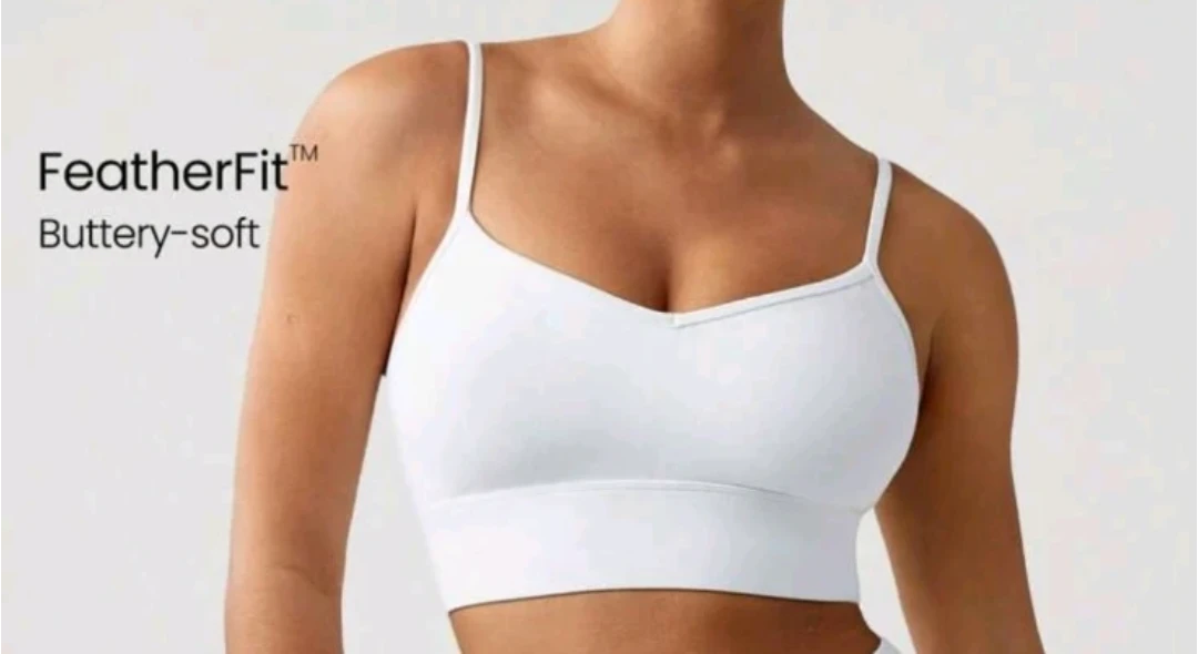 GlowMode White FeatherFit Bra