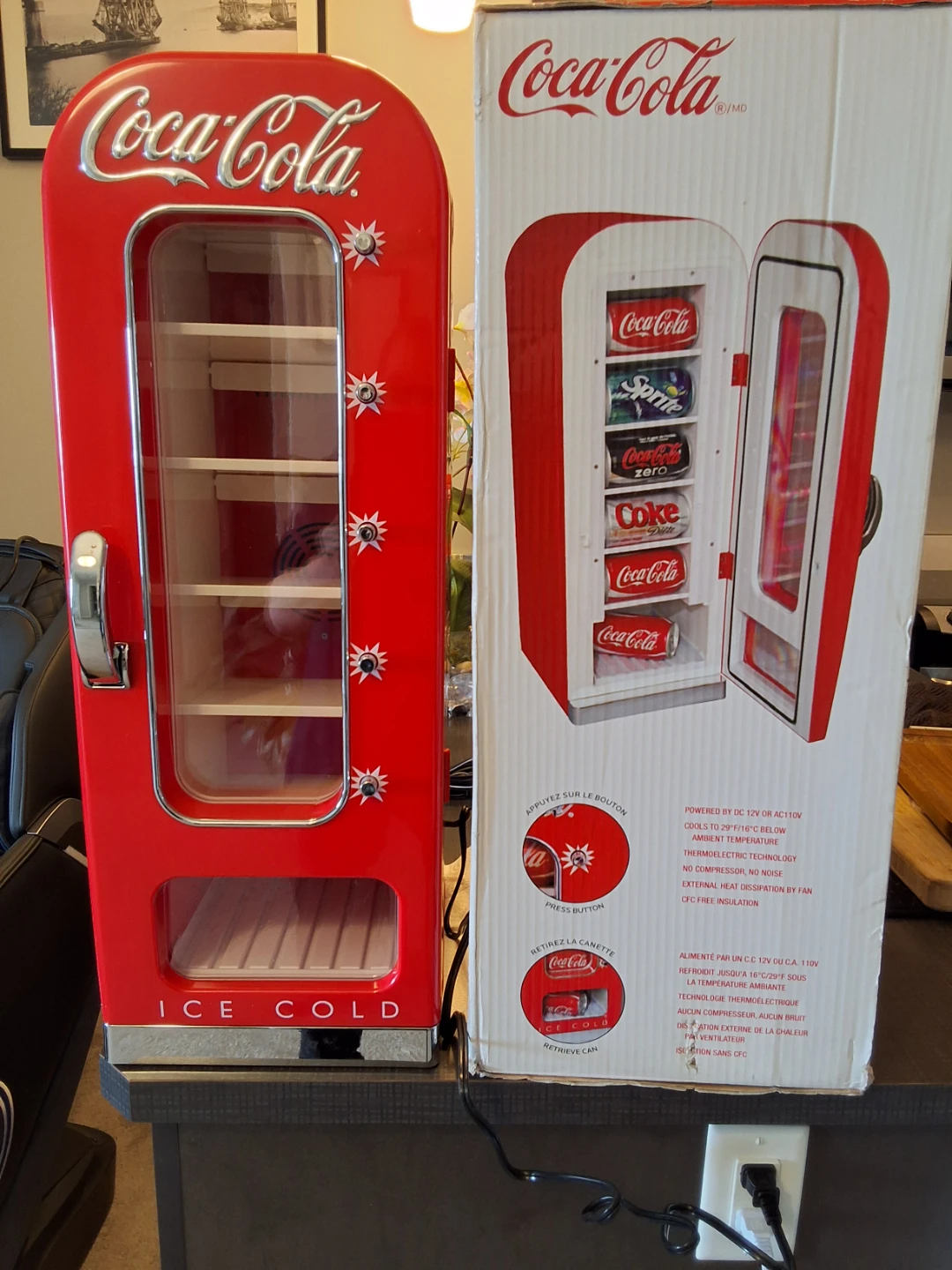 Coca-Cola Mini Fridge - photo 2
